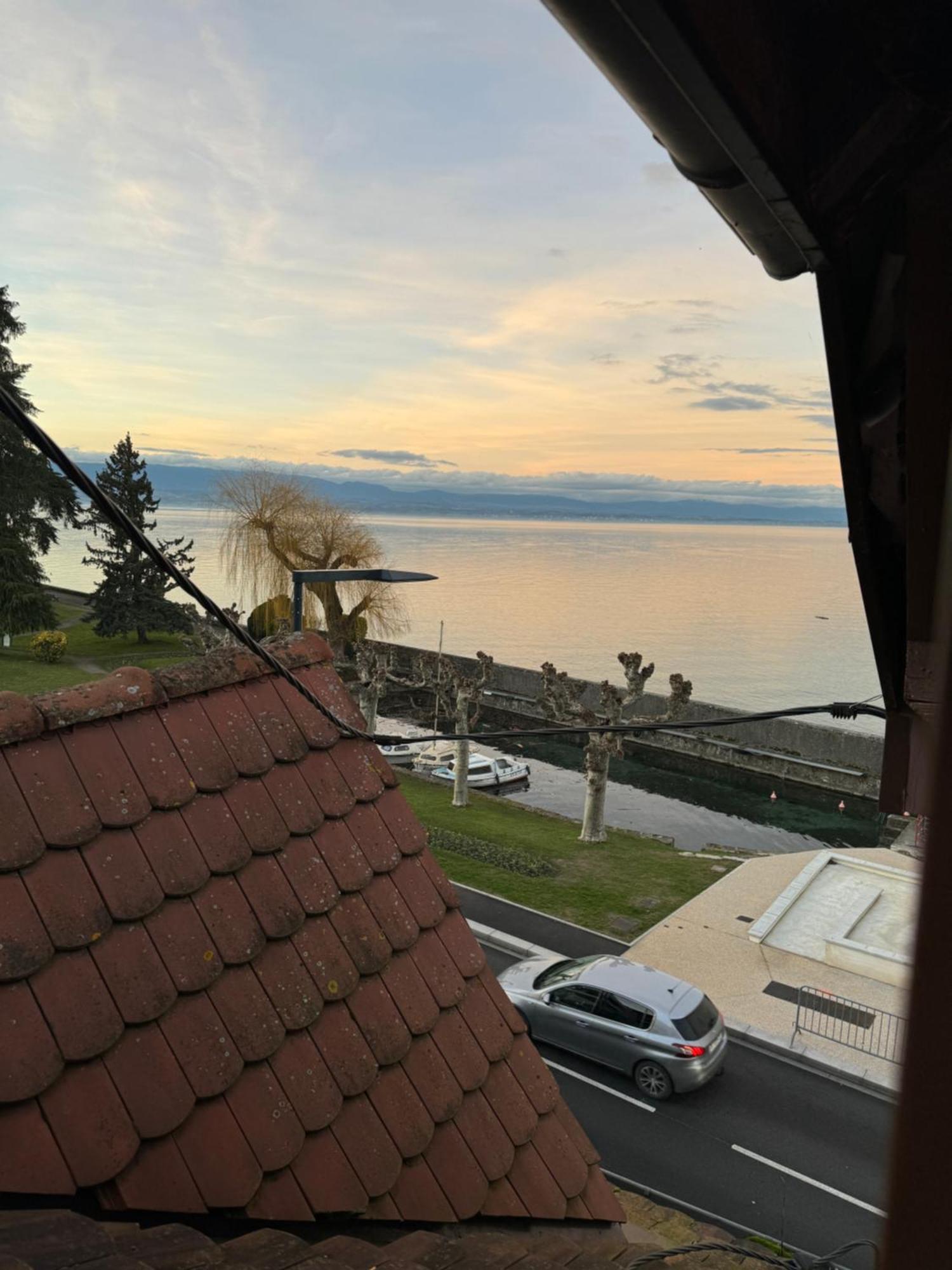 Le Cocon Du Leman Un Espace Cosy Ou Vous Retrouver Publier Esterno foto
