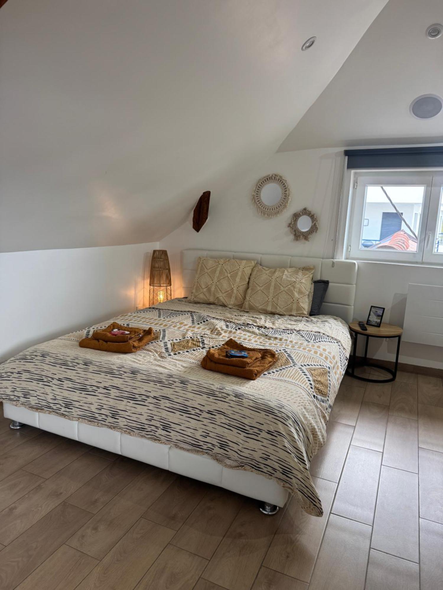 Le Cocon Du Leman Un Espace Cosy Ou Vous Retrouver Publier Esterno foto